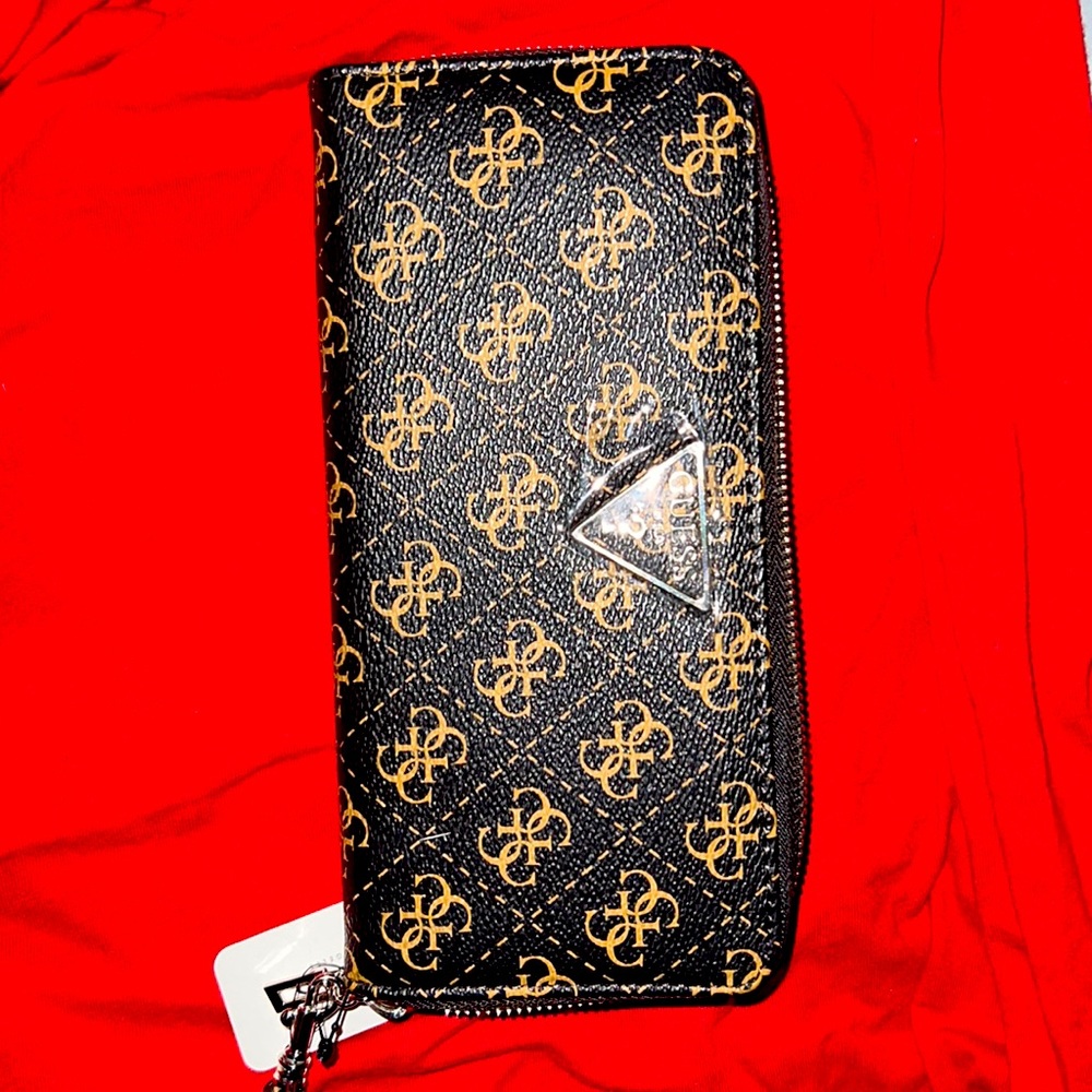 Noelle Logo Large Zip-Around Wallet